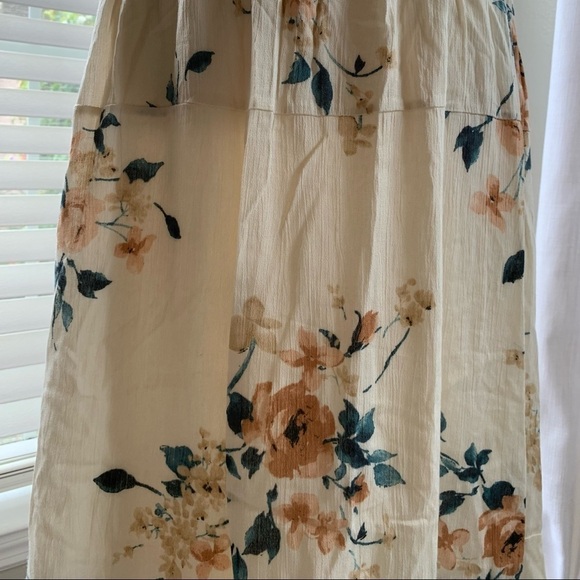 NWT By Together Floral Skirt - Picture 3 of 5